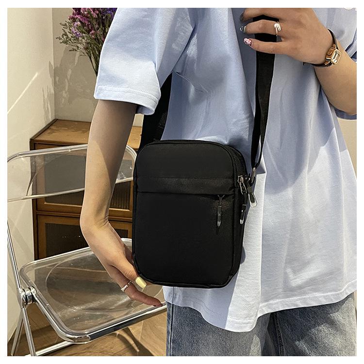 2026 Trendy Korean-Style Unisex Canvas Crossbody Bag: Versatile, Stylish, Compact Square Design