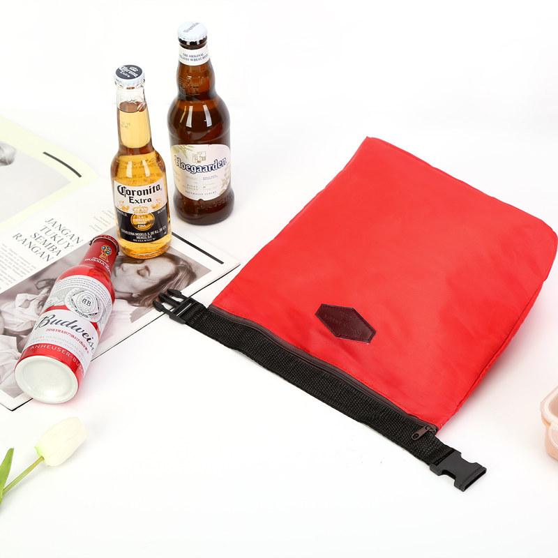 Stylish Insulated Cooler & Lunch Bag for Travel & Picnics