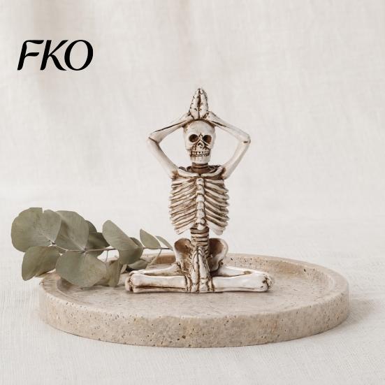 Distressed Texture Halloween Ornament Yoga Skeleton Statue, Funny Dead Figure for Party Decor, Skull Decoration Resin Gothic Haunted House,