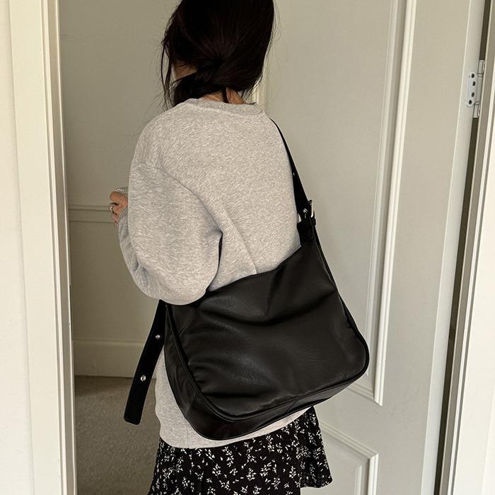 Large Capacity Bag Women's New Autumn and Winter Retro Fashion Shoulder Bag Niche Versatile Tote Bag