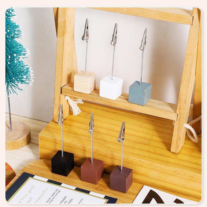 Solid Wood Vertical Sticky Note Holder with Alligator Clip Ornament коричневый