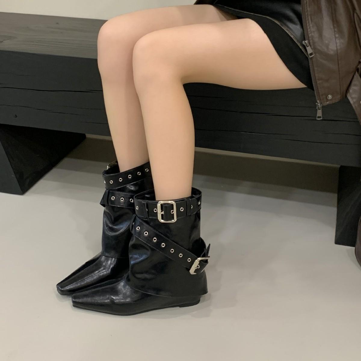 

2025 New Square Head Short Broken Heel Belt Buckle Straight Horse Boots Skinny Fashion Western Spice Girls Boots 39 коричневый