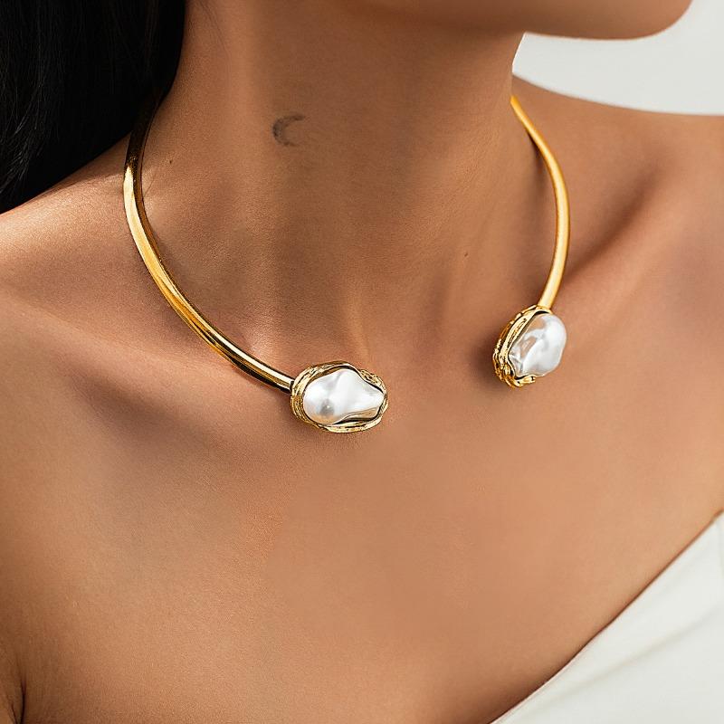Meier Baroque pearl choker necklace - women s minimalist commute style jewelry