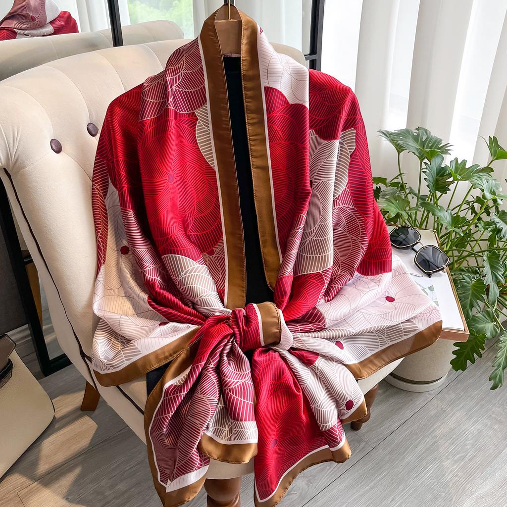 Luxury Style Sunscreen Shawls Popular 2024 New Beach Bandanna The Four Seasons Design Scarves Women 180X90CM Square Silk Scarf
