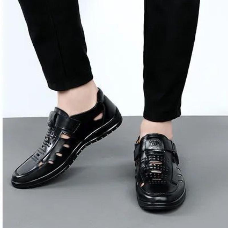 2024 New Summer Mens Sandals Cozy Hollow Non-slip Soft Cool Lighted Breathable All-match Classic Wearable Fashion Casual Sandals