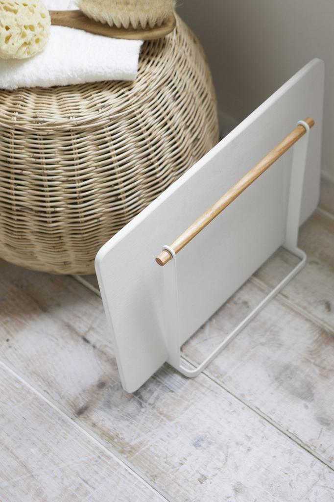 Yamazaki Diatomaceous Earth Bath Mat 3284 Stand, Tosca, White,