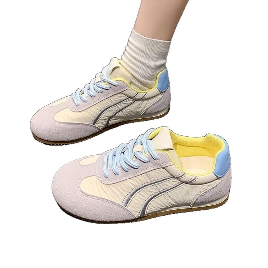 2025 spring ballet training shoes women's new Internet celebrities super fire flat casual sports shoes retro lace-up Forrest Gump shoes