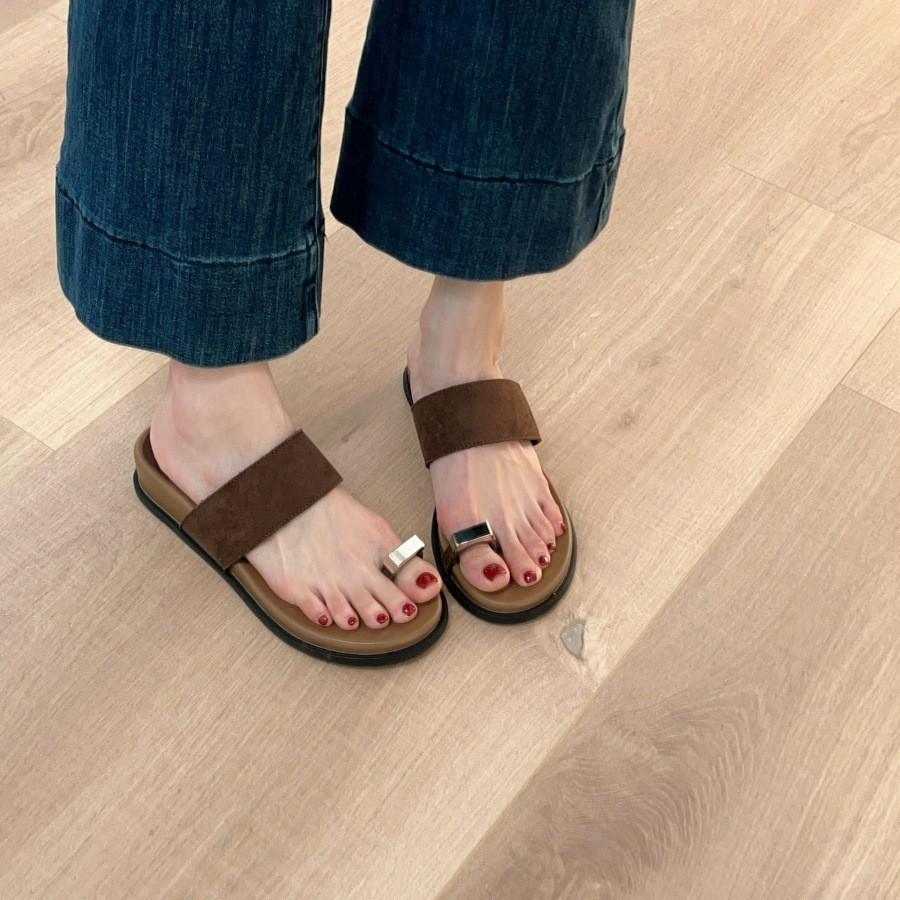 Grape Mother Summer New Models Increased by 4cm~ One Word with Outer Wear Cover Toe Herringbone Flat Bottom Toe Cool Slippers Female Summer