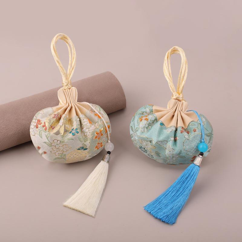 Vícebarevná střapcová květinová vzorovaná stahovací látková závěsná dekorace Čínský styl Úložná taška Prázdná sáčková peněženka