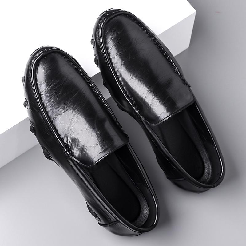 New Arrival Man Casual Shoes Handmade Genuine Leather Loafers Comfortable Men Slip on Flats Soft Moccasins Outdoor Hiking Shoes