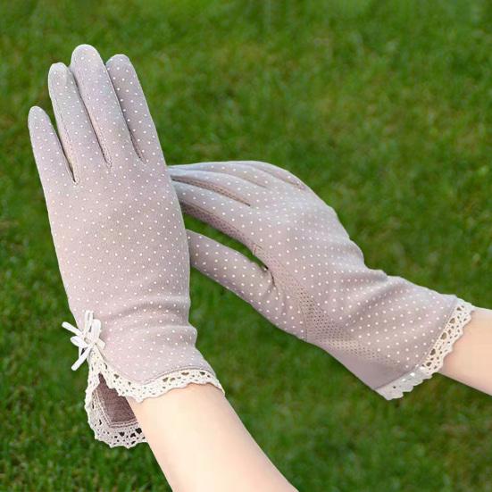 1 Pair Sun Protection Gloves Extra Soft Breathable Non-slip Design Sweat-absorption Elastic UV