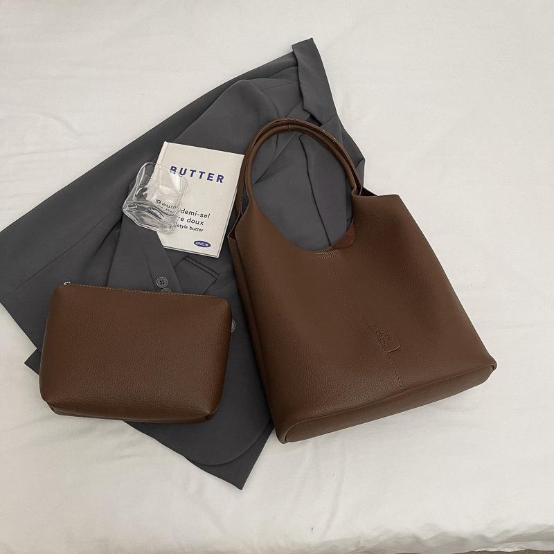 

Премиальная большая вместительная ретро-сумка женская сумка подмышкой модная трендовая сумка через плечо в иностранном стиле темно-коричневого