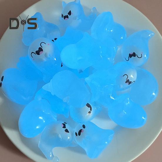 6Pcs Luminous Mini Resin Ghost Figurines Glowing Halloween Ornaments Small Ghost Micro Miniature Statue for Outdoor House Landscape Party