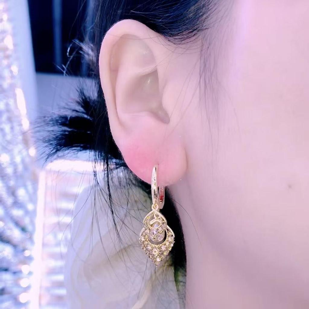 2025 Coffee Tone Zircon Earrings - Rhombus Design, Elegant and Versatile High-End Ear Jewelry
