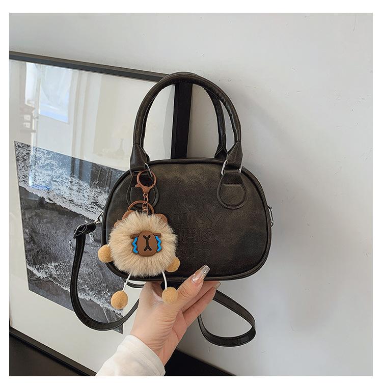 Niche retro Maillard style handbag women's 2025 new versatile Korean fashion textured shoulder messenger bag