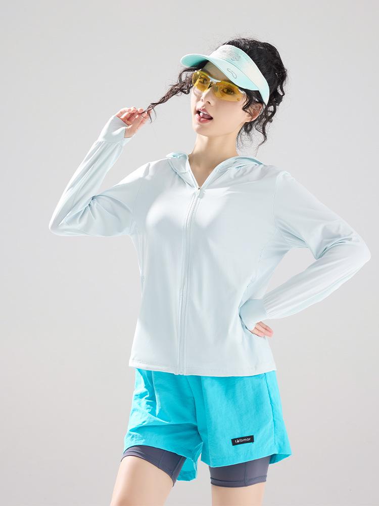 Couple's Ice Silk UV Protection Clothing - Ultra-thin, Breathable, Quick-drying, and Cooling Summer Wear.