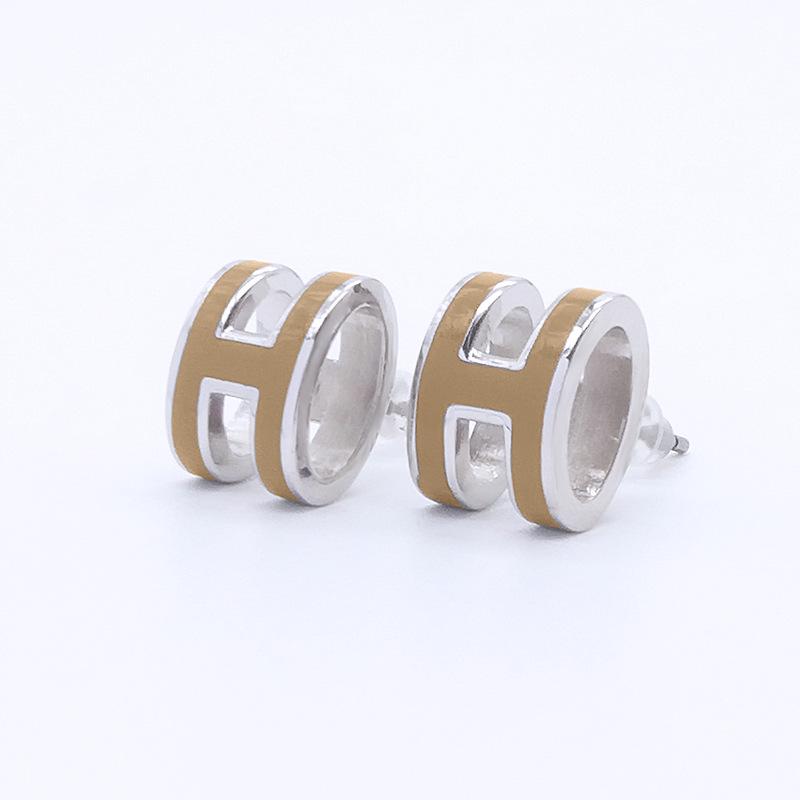 Kolczyki sztyfty Litera H 3D Kolorowa Emalia Epoksydowa - Mała Biżuteria do Pracy ze Stali Tytanowej