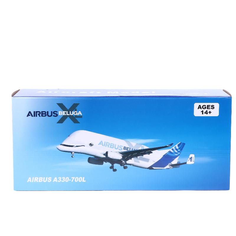 1 Набір 30см 1:Модель літака A330 Beluga Airways, лита смола, масштаб 1:80, металева модель, реактивний літак, відкритий вантажний відсік, з підставкою для демонстрації