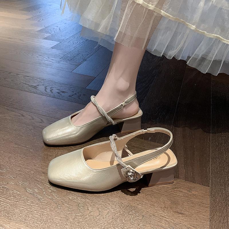 One Word with Square Head Thick Heel Bag Head Sandals Women's New Summer Wear Temperament Cool Slippers