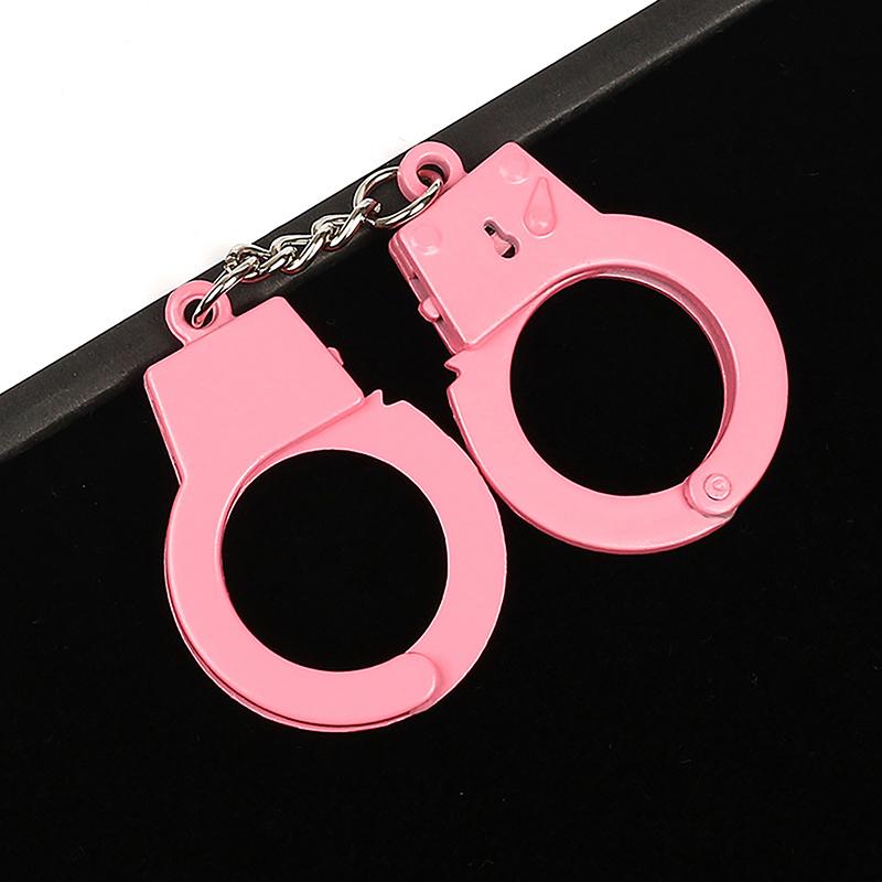 Creative Handcuffs Shaped Pendant Keychain Pink And Silver Color Keyring Bag Hanging Decoration For Men Women Punk Jewelry Gift