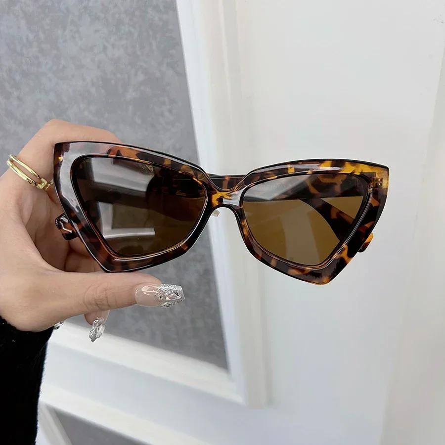 Stylish Square Sunglasses for Women Men Classic Retro Fashion Glasses Casual Oculos UV Protection