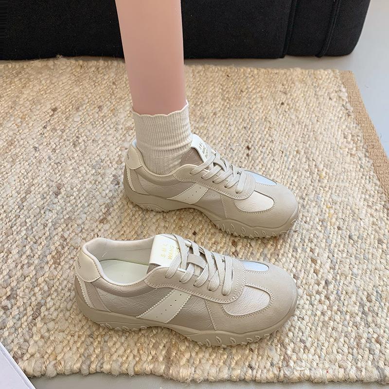 Internet Celebrity Super Fire European Station Women's Shoes 2025 Spring New Imitation Leather High Sense Moral Training Shoes Light Flat Casual Shoes