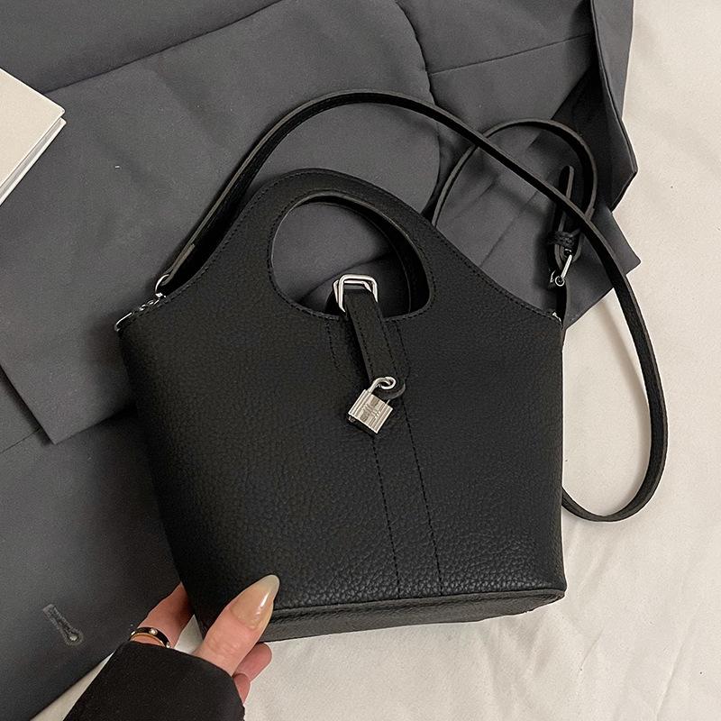 Spring New Temperament Simple Lychee Pattern Texture Portable Bucket Bag Women Commute To Work Casual Versatile Messenger Bag