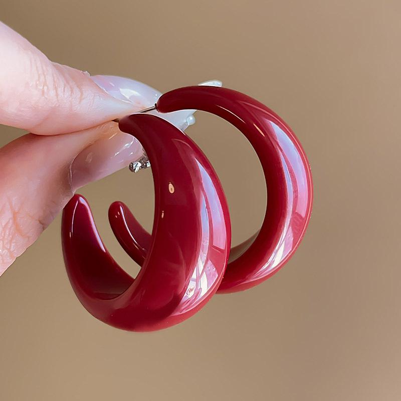 2025 New Retro Hong Kong Style Colorful Earrings: Luxury, High-End Studs, Exaggerated Fashion for Women