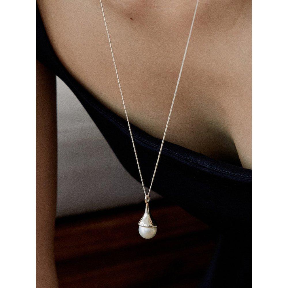 Pearl Drop Necklace
