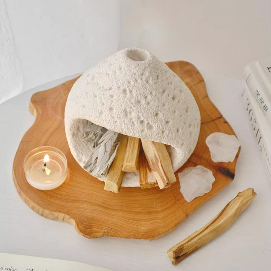 Palo Santo Fireplace Incense Burner Ceramic Aromatherapy Furnace for Meditation Sage & Lavender Purification Incense Holder
