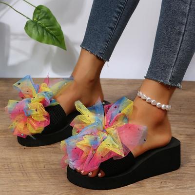 Chinelos Modernos de Verão para Exterior Sete Cores Plataformas Sapatos Femininos em Promoção 2025 Novos Salto Alto Baixo Sexy Chinelos Femininos