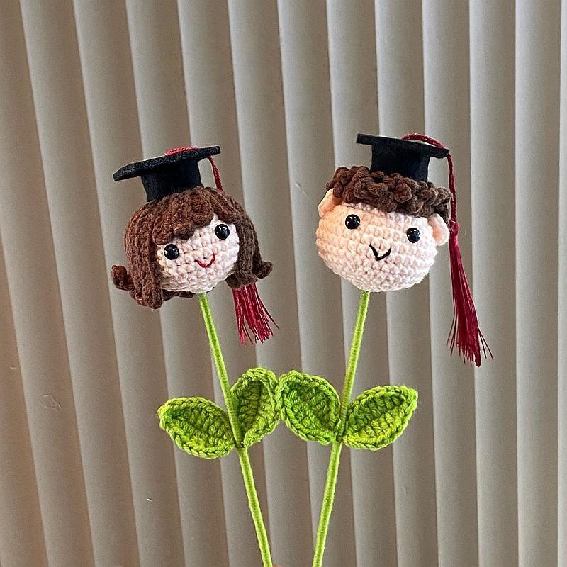 1Pcs Graduation Knitted Doctor Hat Bouquet Shiba Inu Plush Flower For Boys Girls Teacher Appreciation Gift Home Decoration