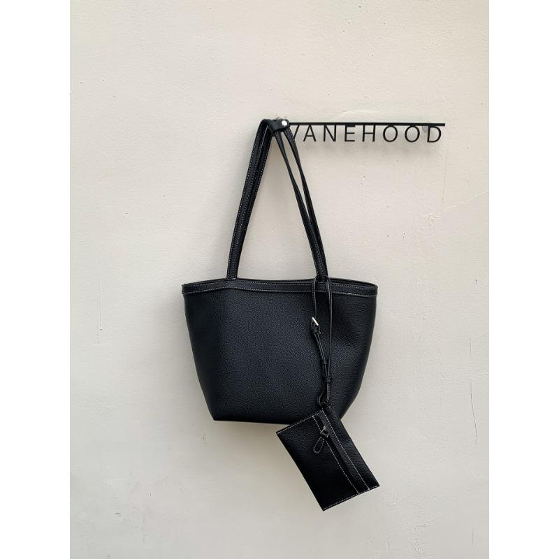 

Frosted pitot bag large capacity women s retro style commuter mother and child bag new fashion women s shoulder bag чёрный