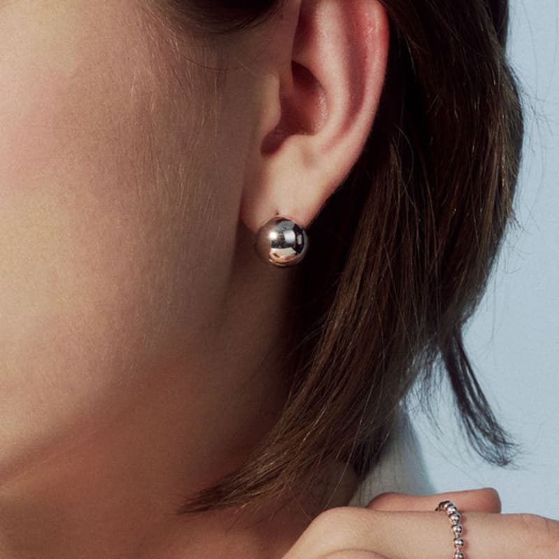 

JUDY AND PAUL Muse Plump Metal Ball Ring Earrings ROSE GOLD