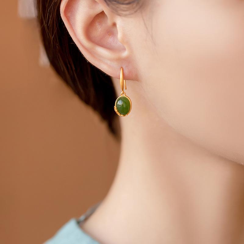 Natural Hetian Jasper Earrings For Women Classic Design Ancient Gold Craftsmanship Vintage Charm Earings Banquet Jewelry