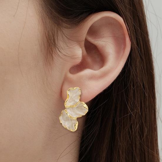 1 Pair Stud Earrings Maple Leaf Flower Women Earrings Smooth Surface Lightweight Ear Studs Jewelry Accessories