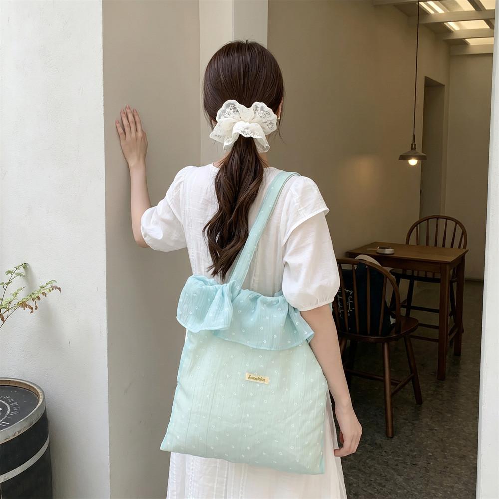 Minimalist Shoulder Bag With Hidden Pouch For Work And School Commute