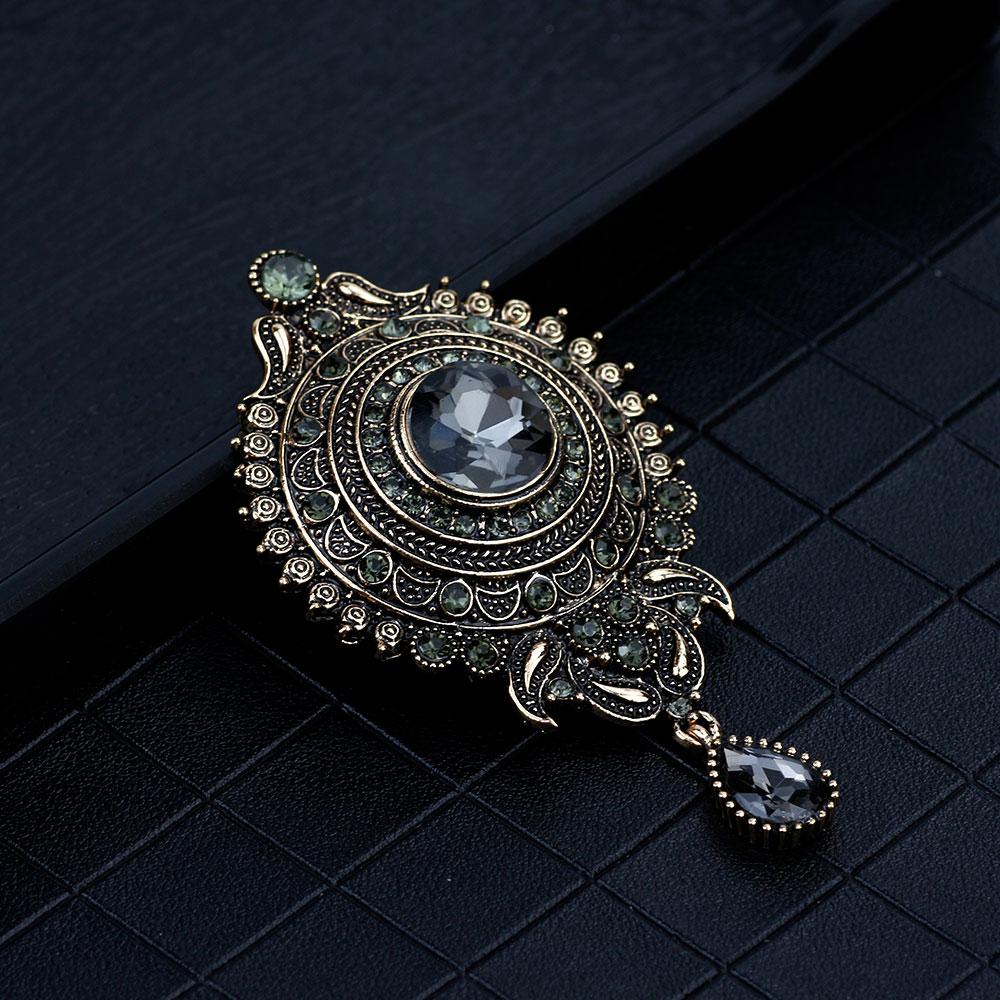 Vintage gouden kleur vintage broche geheel grijs strass ontwerp ronde badge etnische feestsieraden