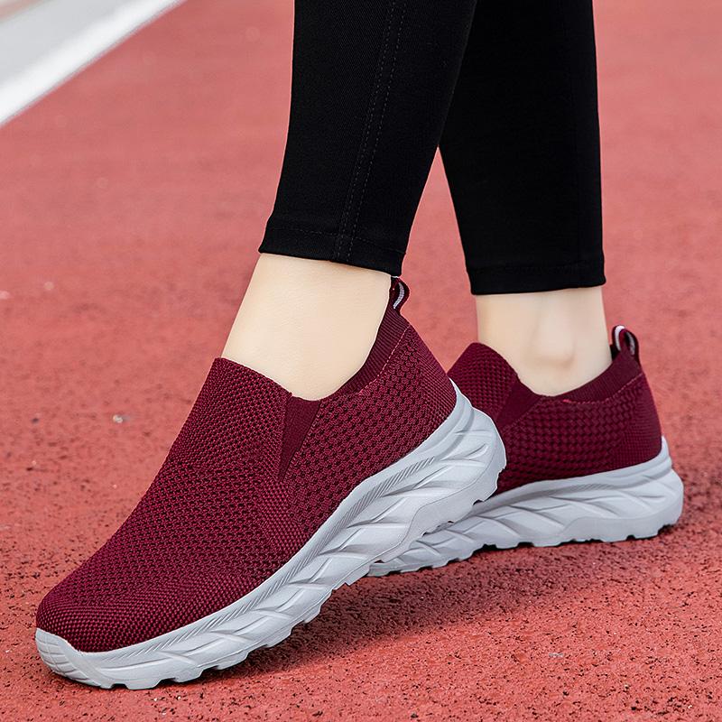 Fashion Sports Shoes Soft Flats Sneakers Women Vulcanize Mesh Men Shoes Lightweight Comfortable 2025 Fashion Slip On Flats Loafers
