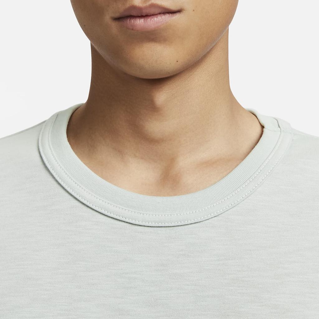 New Nike T Shirts Men's Light Silver FN2646-034