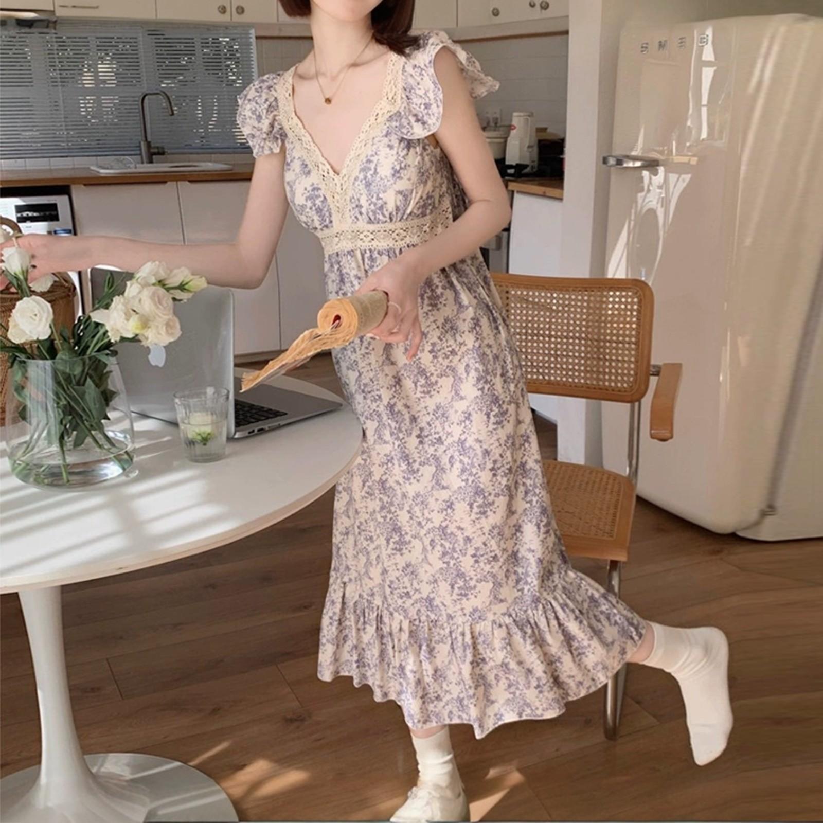 

Женское кружевное платье без рукавов с цветочным принтом, V-образным вырезом и подкладкой на груди XXL светло-фиолетовый