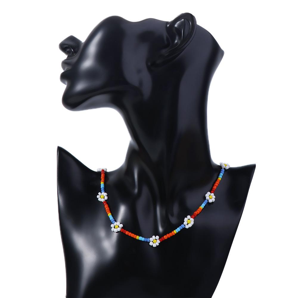Daisy Vacation Lovely Clavicle Necklace Bohemia Choker Flowers Beaded Necklace Women Necklace
