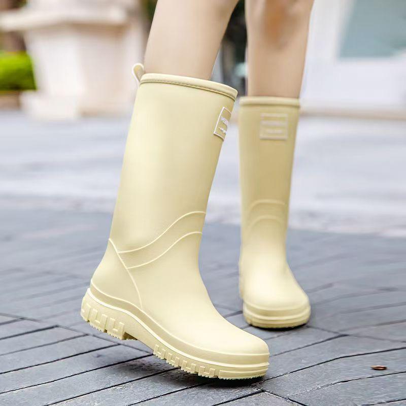 Woman Four Seasons Thick Sole High Top Rain Boots Round Toe Non Slip Waterproof Fashionable Outdoor Work Boots Wash the Car Shoe