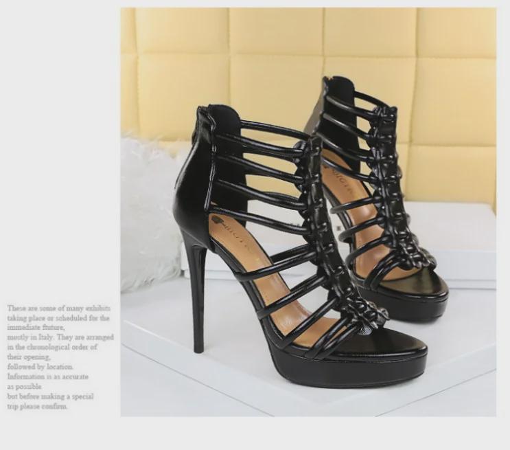 929-13 Sandals (Sold Out, No Restock)