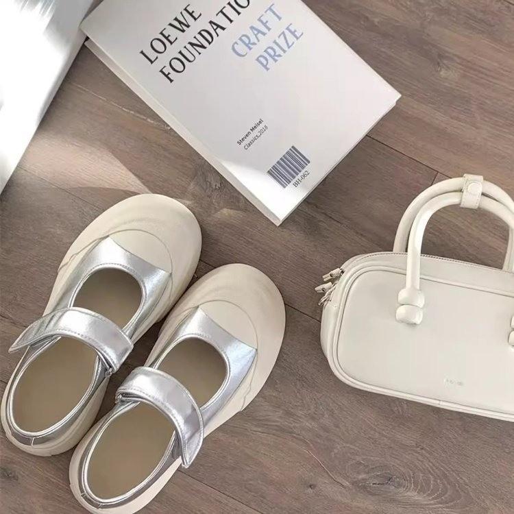 

Round head fashionable versatile platform white shoes women s 2025 new spring and summer shallow mouth Mary Jane shoes heightening low-top board shoes 40 серебряный