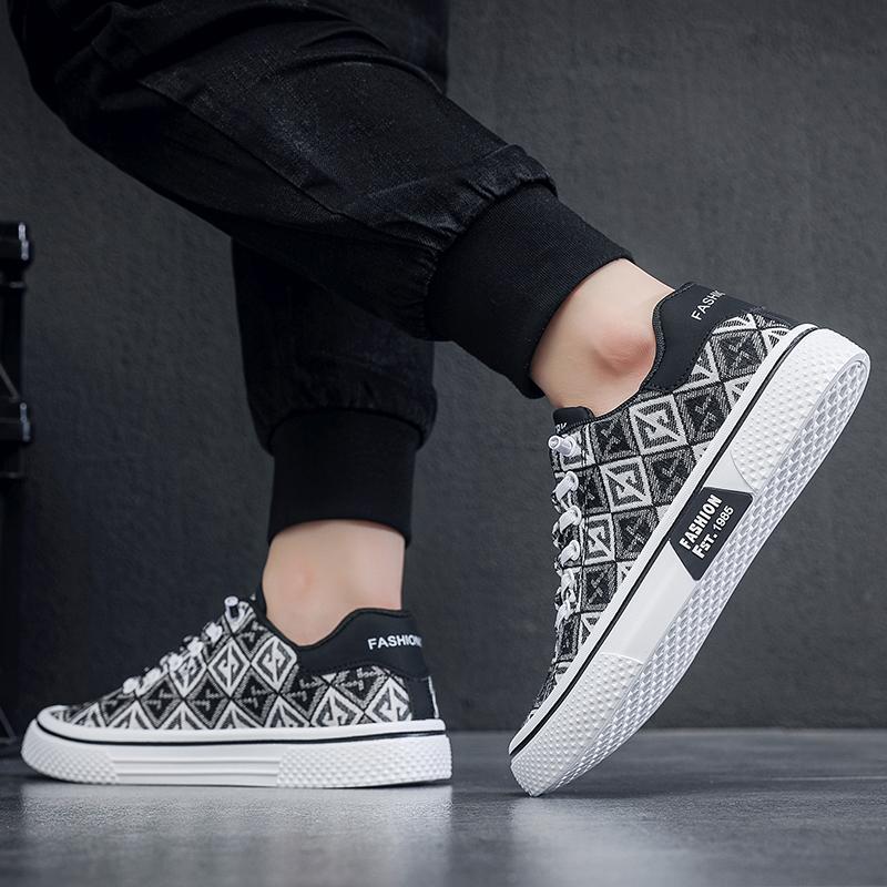 Men's Shoes Low-top Board Shoes Skateboard Shoes Fashion Canvas Casual Shoes