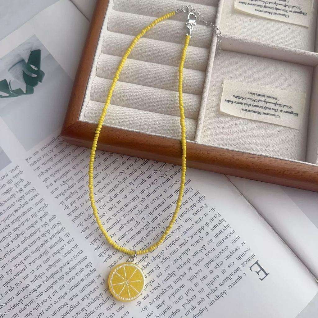 Fashion Sweet Y2K Cute Resin Colorful Strawberry Watermelon Lemon Fruits Pendant Bead Necklace for Women Summer Jewelry Gifts