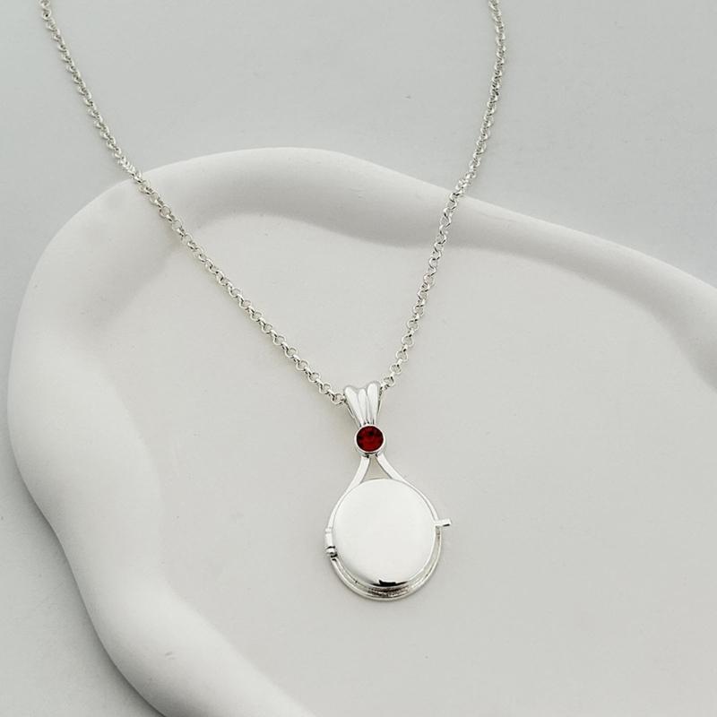 3-Color Opening and Closing Shell-shape Box Pendant Necklace Romantic Party Jewelry Fashion Clavicle Chain for Women