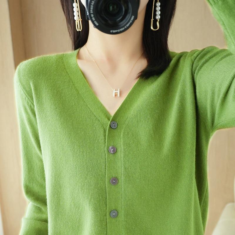 Autumn Winter Fashion Cardigan Women Sweater Knitted V-neck Long Sleeved Bottoming Shirt Solid Color Casual Simple Basic Tops Coats