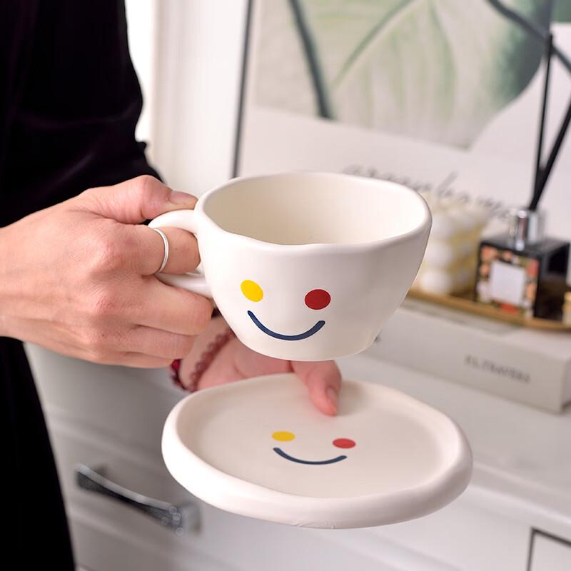 Oeny Matte Smiley Face Ceramic Mug